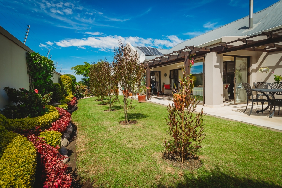 3 Bedroom Property for Sale in Kraaibosch Country Estate Western Cape